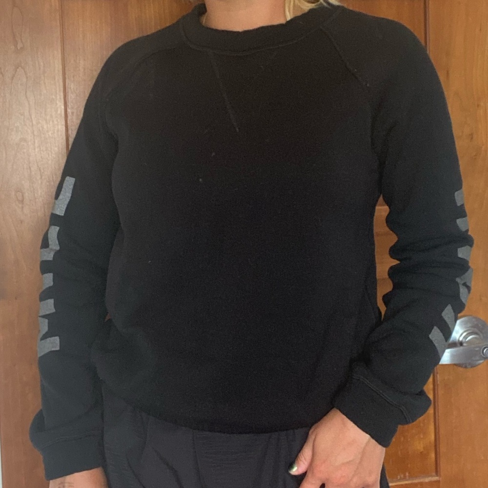 Lulu Lemon sweatshirt